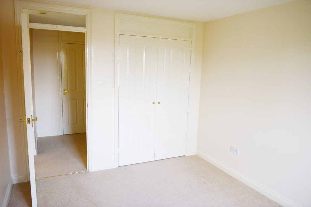 WB Lettings 12 Ramsbury Drive Hungerford Ground floor flat 2 bed 1 bath 1 2 parking (13)