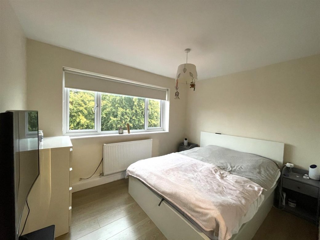 WB Lettings Ltd 21A Old Newtown Road Newbury Flat 2 bed 1 bath (10)