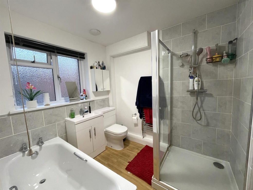 WB Lettings Ltd 21A Old Newtown Road Newbury Flat 2 bed 1 bath (6)
