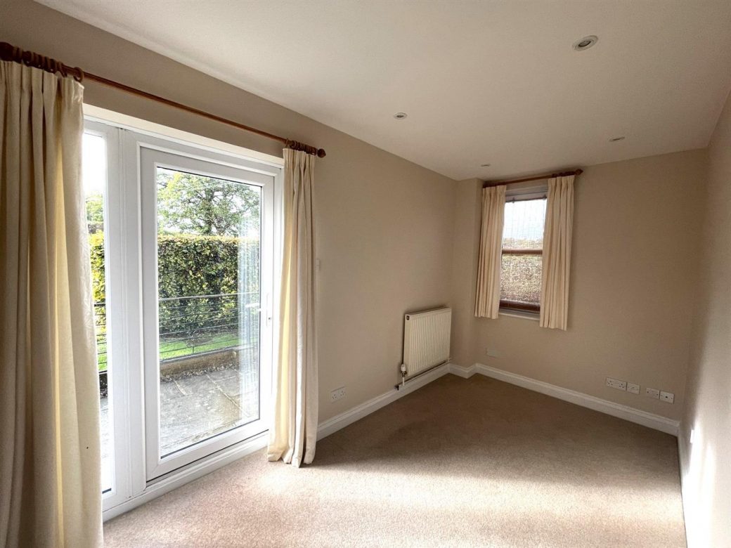 WB Lettings Ltd Bunkum Cottage Westridge RG20 3 bed 1 bath house (12)